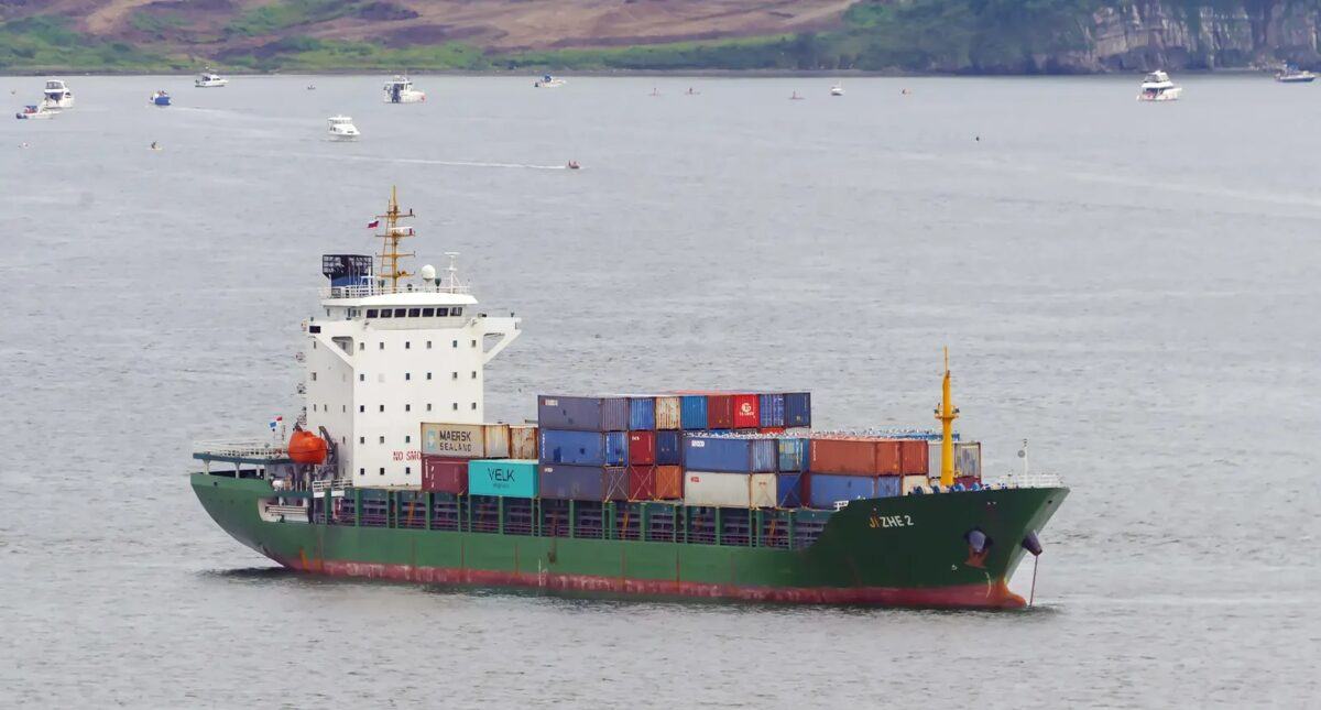Ji Zhe 2 container ship