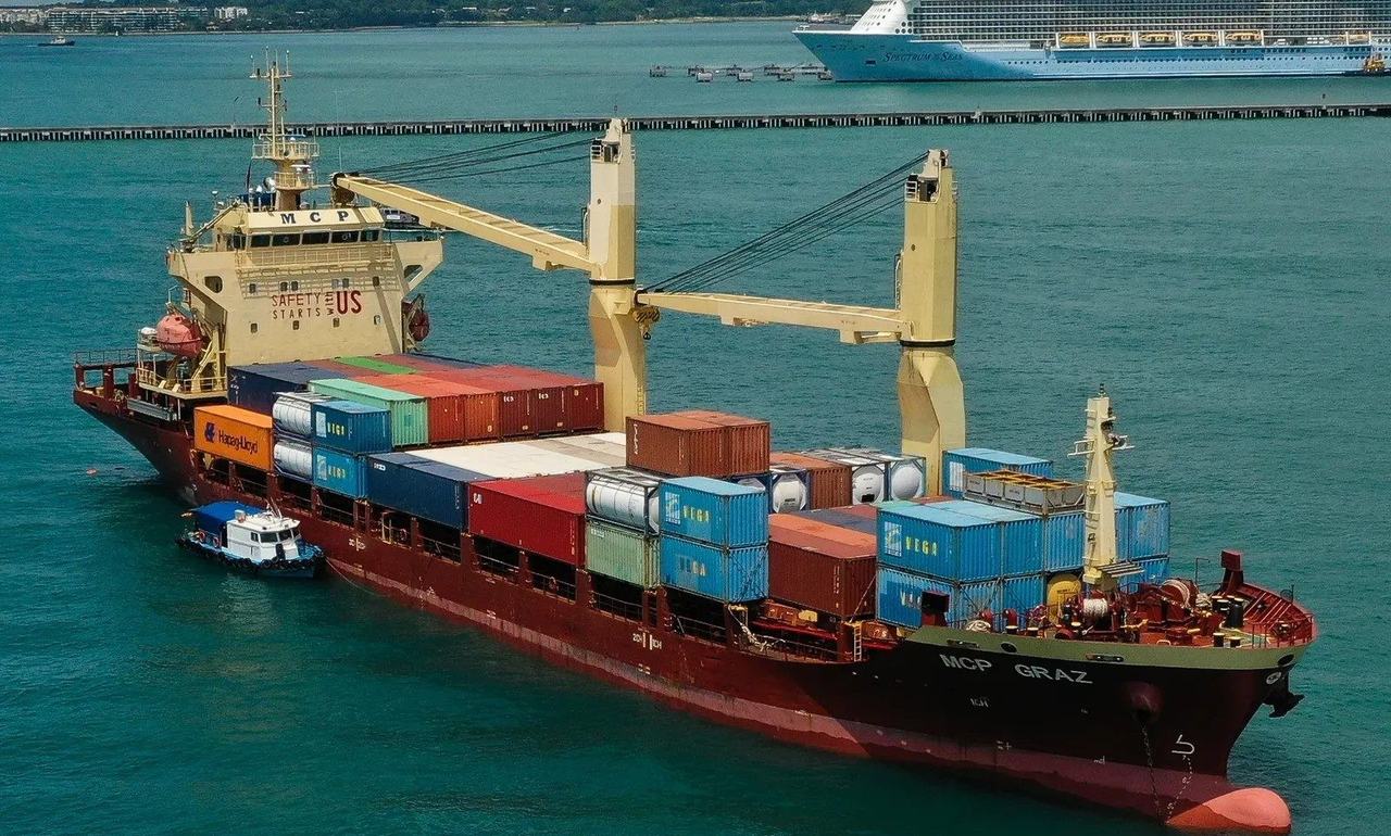 MCP Graz multi-purpose vessel